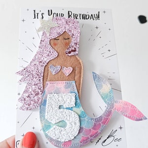 Mermaid Birthday badge. Personalised age number badge. Birthday gift, birthday brooch. Glitter number badge.