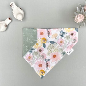 Bandana floral printanier pour chien, bandana personnalisé, sur le collier bandana pour chien, bandana réversible pour chien, revers vert sauge image 5