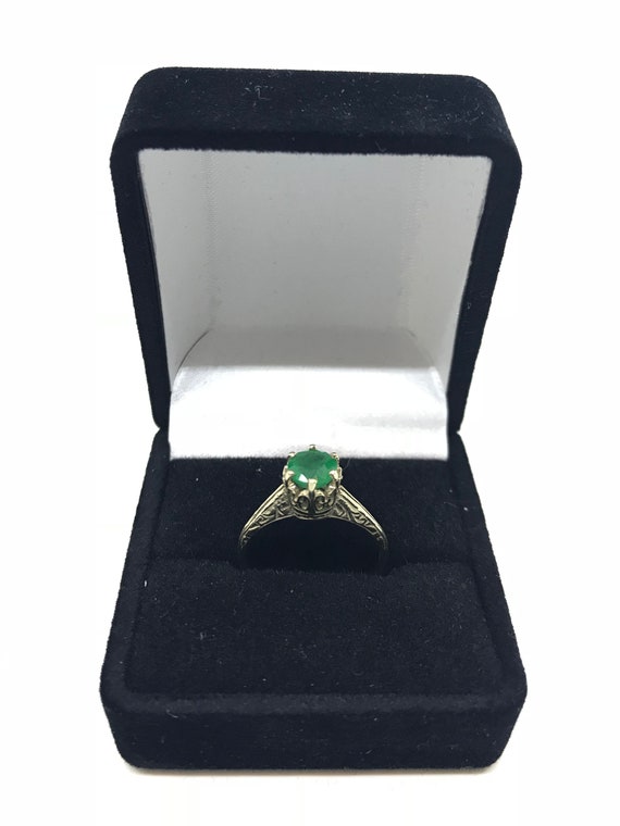 Ladies 14kt White Gold Emerald Ring