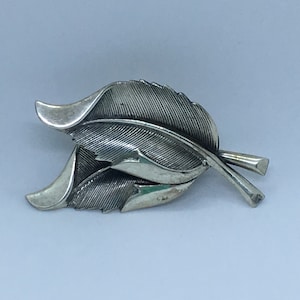 Vintage Beau Sterling Leaf Brooch