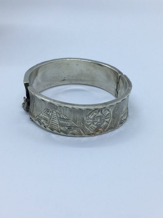 Vintage Mexican Sterling Hinged Bangle