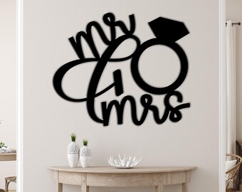 Mr. and Mrs. Wall Decor | Wedding Gift Sign Personalized Home Decor Couple&#39;s Name Sign | Anniversary Gift | Handmade Wall Hanging | Wedding