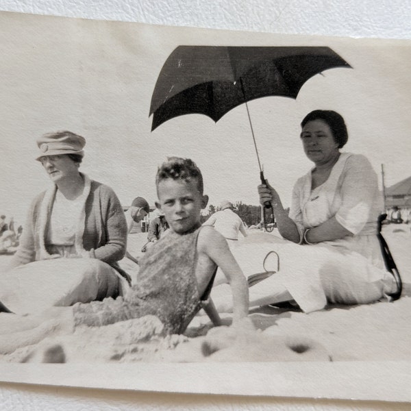 Old Photo - Boy at the Beach with Mom - Original Found Photograph - Snapshot - Vernacular Photography - Black White, Beach, Kid, Parasol