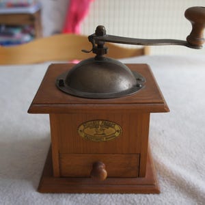 COFFEE MILL Wood PEUGEOT Frères Antique Model Coffee Grinder Kaffeemuhle