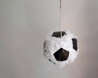 Piñata piłkarska