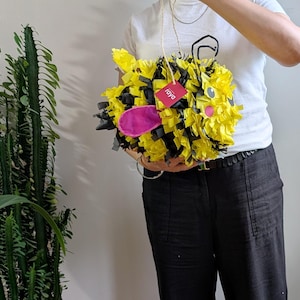 Piñata de abeja de miel