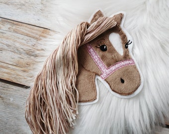 Aufnäher Pferd Pony Lulu Glitzerhalfter Applikation Stickherz