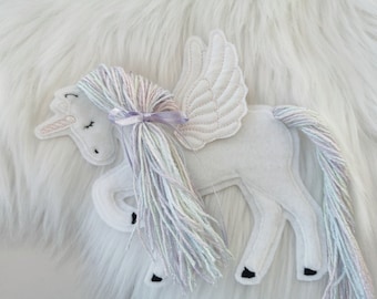 Aufnäher Alicorn, Pegasus mit Horn Stickherz Regenbogen