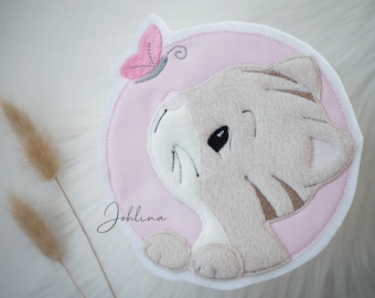 Aufnäher Katze beige mit Schmetterling  Applikation Patch von Johlina Stickherz