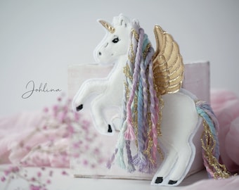 Aufnäher Pegasus Einhorn  mit handgefärbter Wolle Applikation Patch Stickherz Johlina