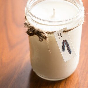 Blauwe spar, handgemaakte sojakaars, Mason Jar met handgetekende tag