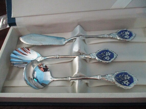 Jouir Fleur Cloisonne Appetizer Hors D Oeuvres Three Etsy