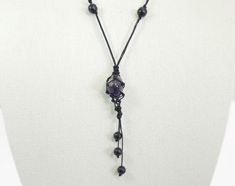 Adjustable necklace with amethyst stone, active lithotherapy, adjustable opening for the neck, handmade necklace, unique design