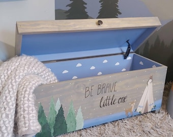 Toy box | Rolling toy box | Toy bin | Kids toy chest | wood toy box | toy box on wheels | personalized name | custom toy box | Woodland deer