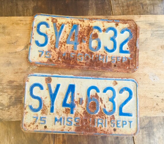 5 Old Missouri License Plates 1970s Rusty License Plates Etsy