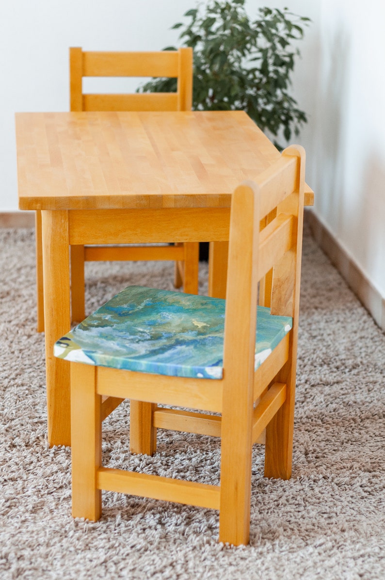 \u0421hildren/'s table and chairs