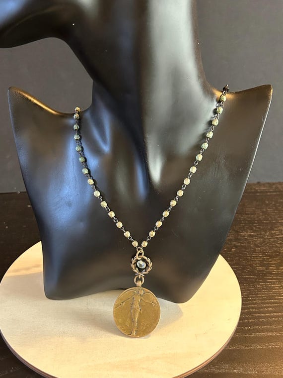 Golden Center Slice Seashell on 2 string oxidized… - image 5