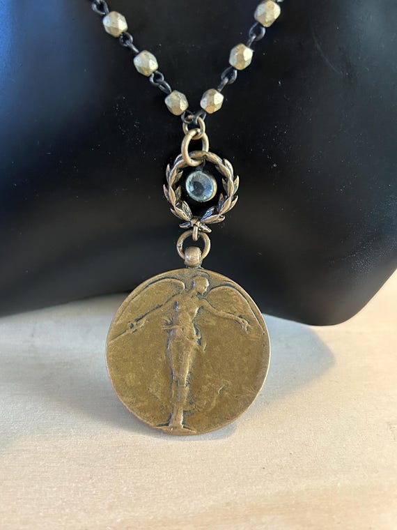 Golden Center Slice Seashell on 2 string oxidized… - image 6