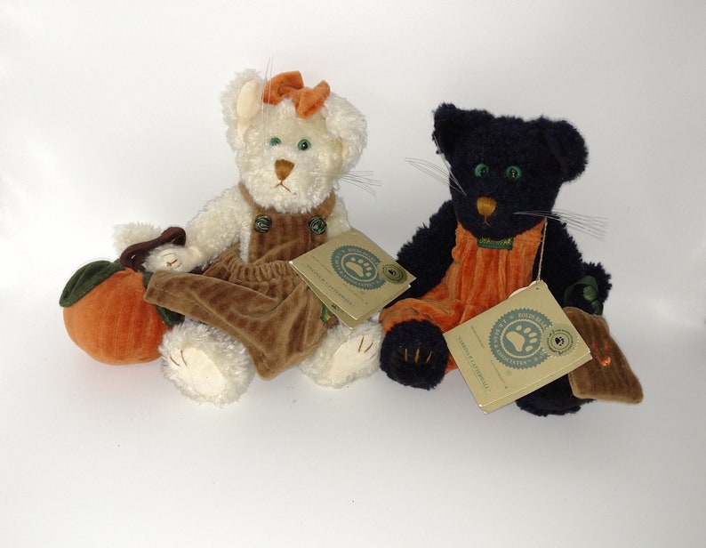 halloween boyds bears