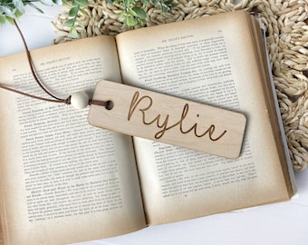 Custom Name Bookmark, Personalized Wooden Bookmark, Best Friend Gift, Bookmark for Women, Book Lover Gift