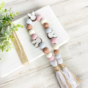 Easter Bunny Garland, Wooden Beads Tiered Tray Decor, Rabbit Wood Bead Garland, Coffee Table Decor