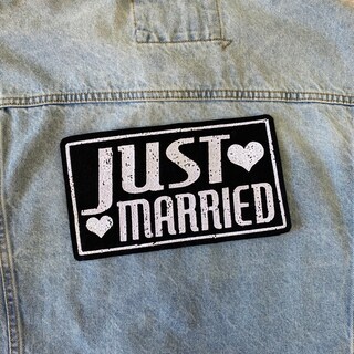 Toppa Termoadesiva E Da Cucire Just Married - Scritta Inglese Per Abiti E Accessori Matrimonio (8x5 Cm)
