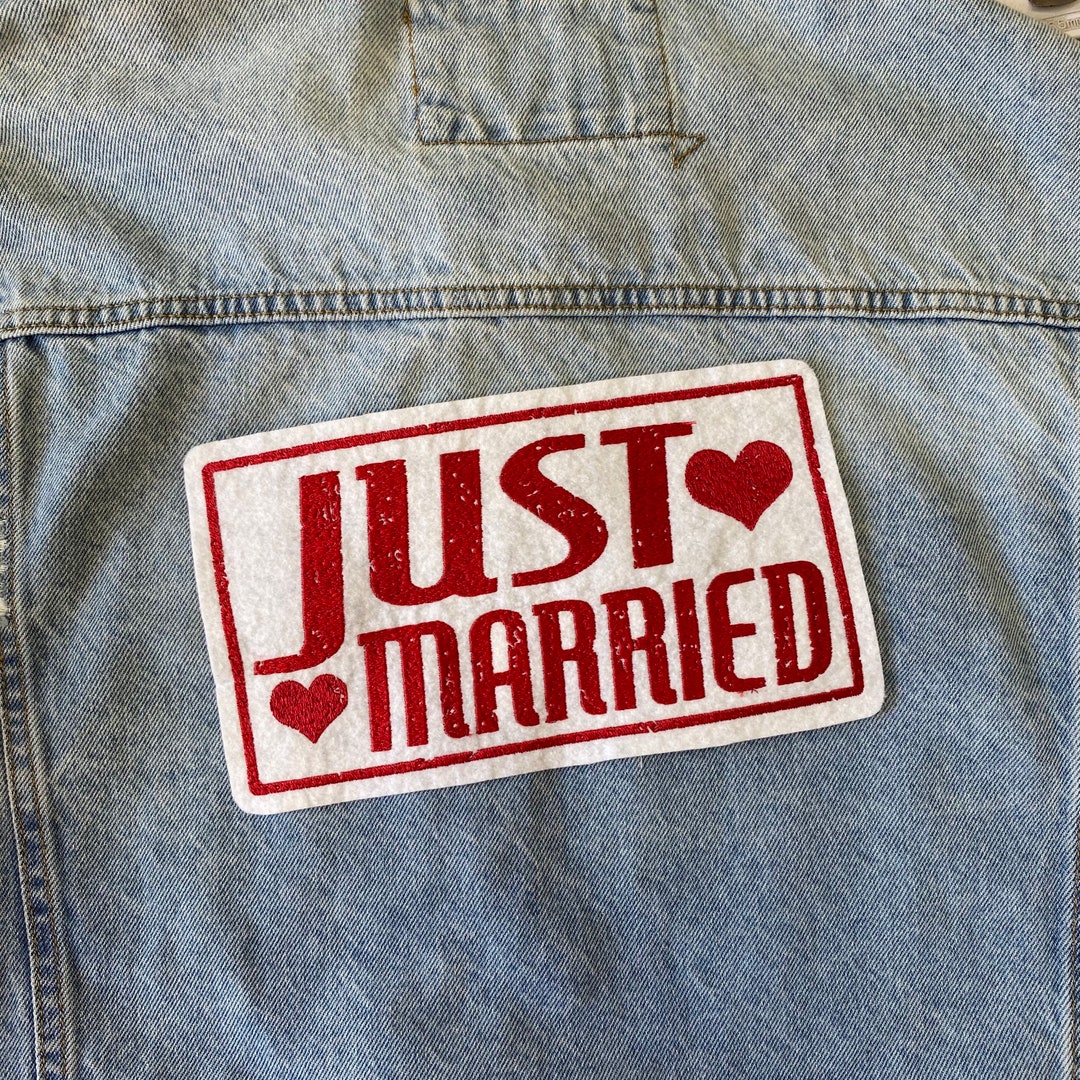 Toppa Termoadesiva Just Married – 8 X 5 Cm – Scritta In Inglese Per Abiti Da Sposa, Giacche O Accessori – Da Cucire O Stirare - 3