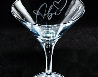 Etched Martini Cocktail Glass Personalised Birthday Gift Wedding Favor Anniversary with Heart or Star