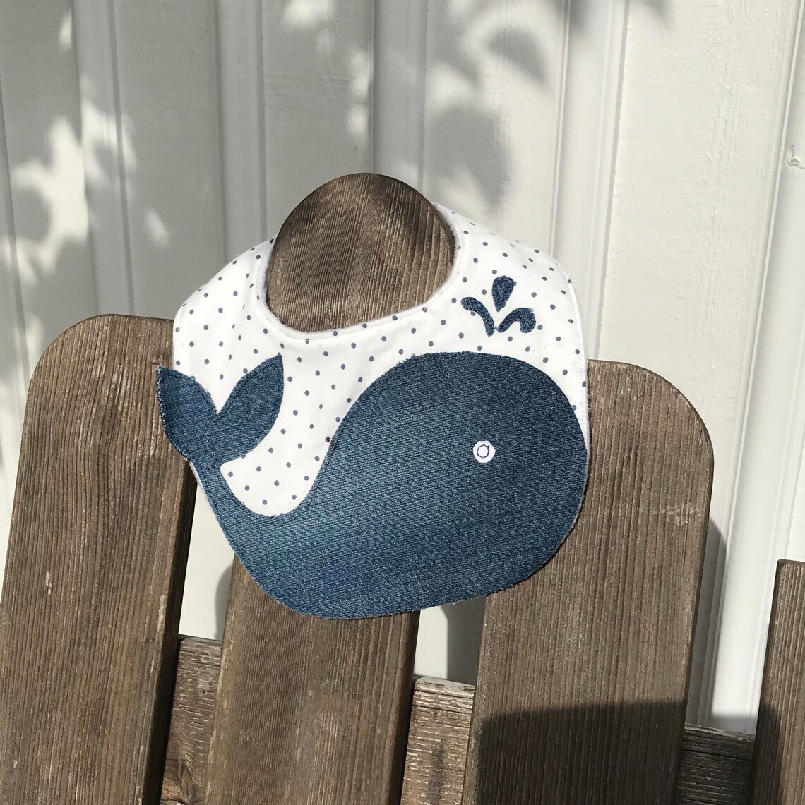 Baby Waterproof Feeding Bib with Sleeves – Cute Whale & Bird Print