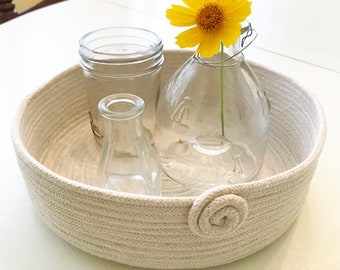 Natural Rope Basket - Medium Round