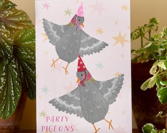 Biglietto d'auguri Party Pigeon: biglietto illustrato con uccellino in formato A6 per lei