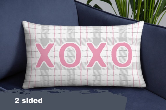 xoxo lumbar pillow