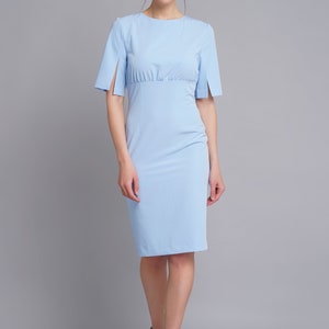 Robe midi gaine, robe de cocktail à manches courtes, robe minimaliste bleue, robe dinvité de mariage, robe femme, robe modeste de travail image 3