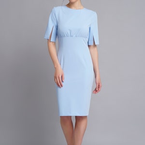 Robe midi gaine, robe de cocktail à manches courtes, robe minimaliste bleue, robe dinvité de mariage, robe femme, robe modeste de travail image 6