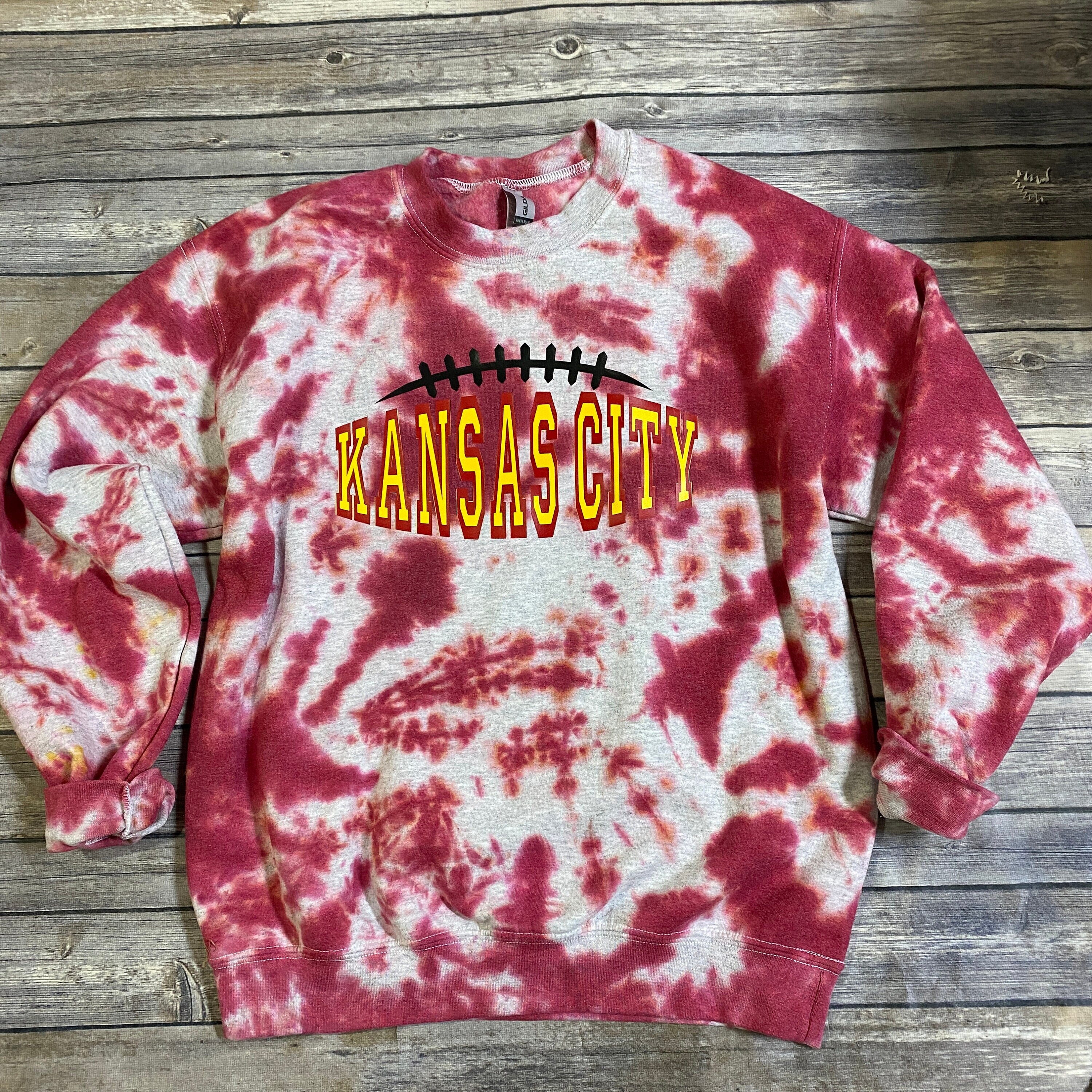 Chiefs tie dye sweatshirt hotsell