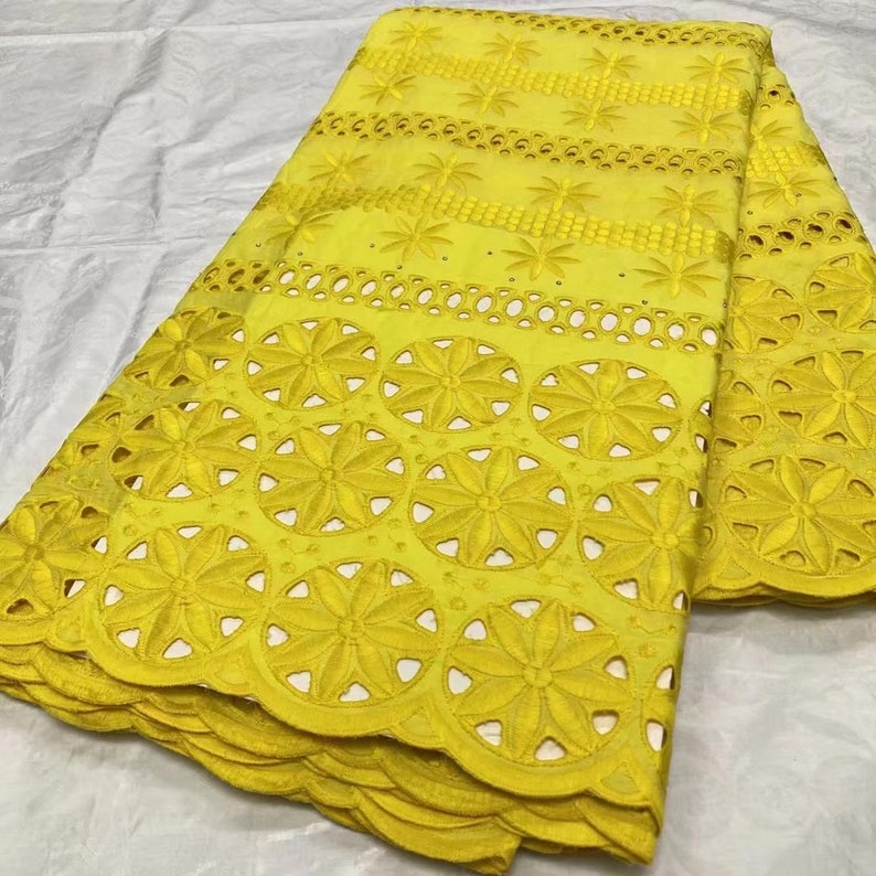 Bazin Fabric Men/Women Green Yellow 2021 High Quality Sewing Lace Cotton Fabric Nigerian Swiss Voile Lace Tissu African Fabric Cloth Party