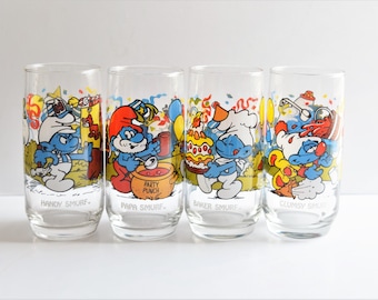 Vintage Smurf Tumblers Set: Retro Collectible Glassware