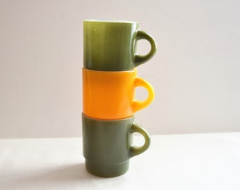 Set of 3 Fire king Stackable mugs Anchor Hocking Glass cups Green and Orange