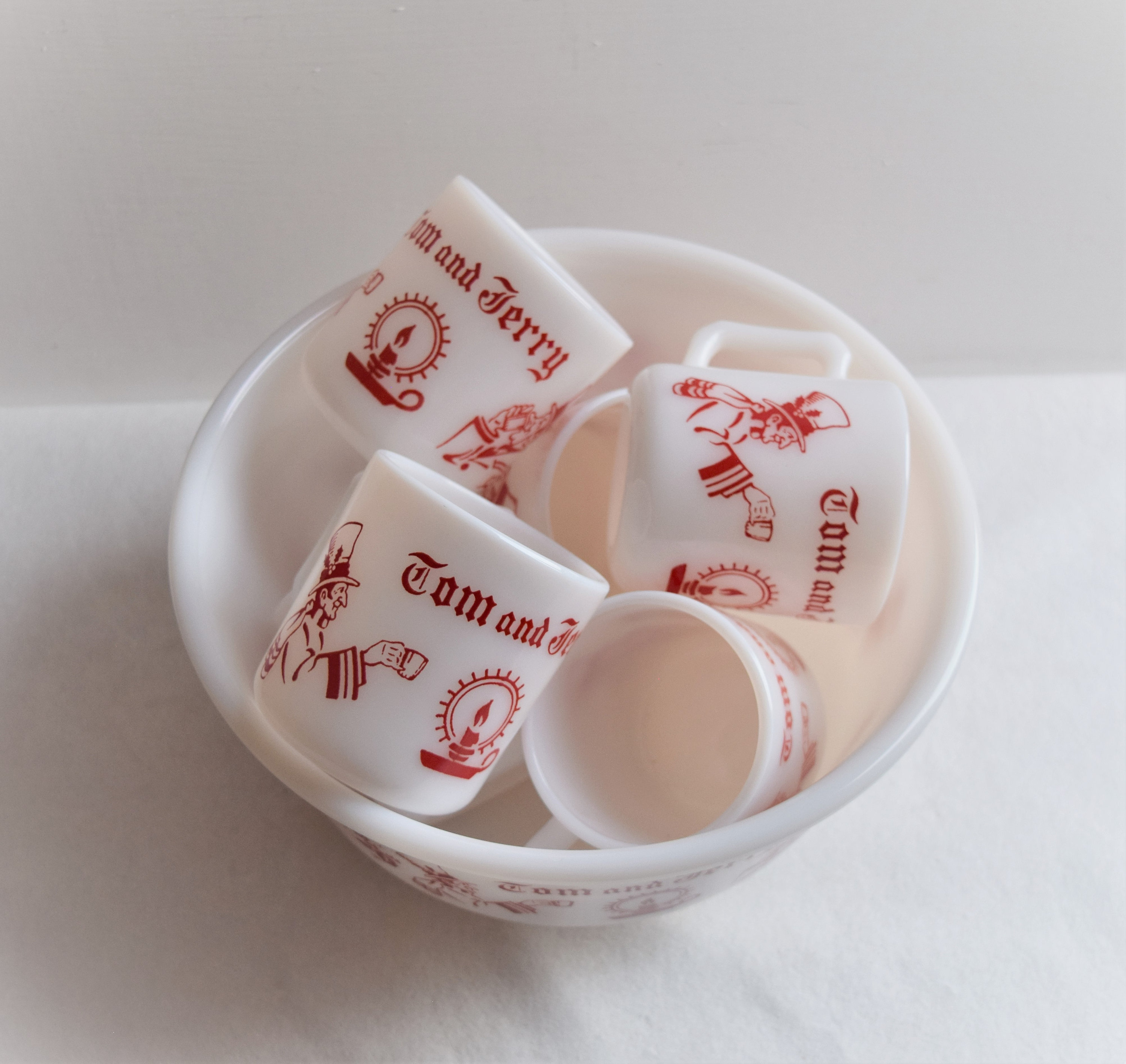 ヴィンテージ ヘーゼルアトラス トムとジェリー ミルクガラス パンチ