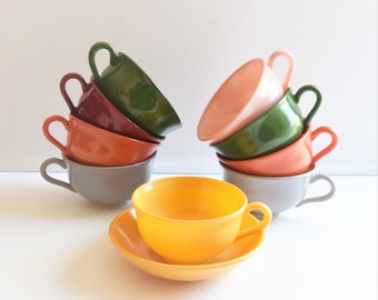Hazel Atlas Ovide Platonite Set of 10 Cups (9) Berry Bowl (1)