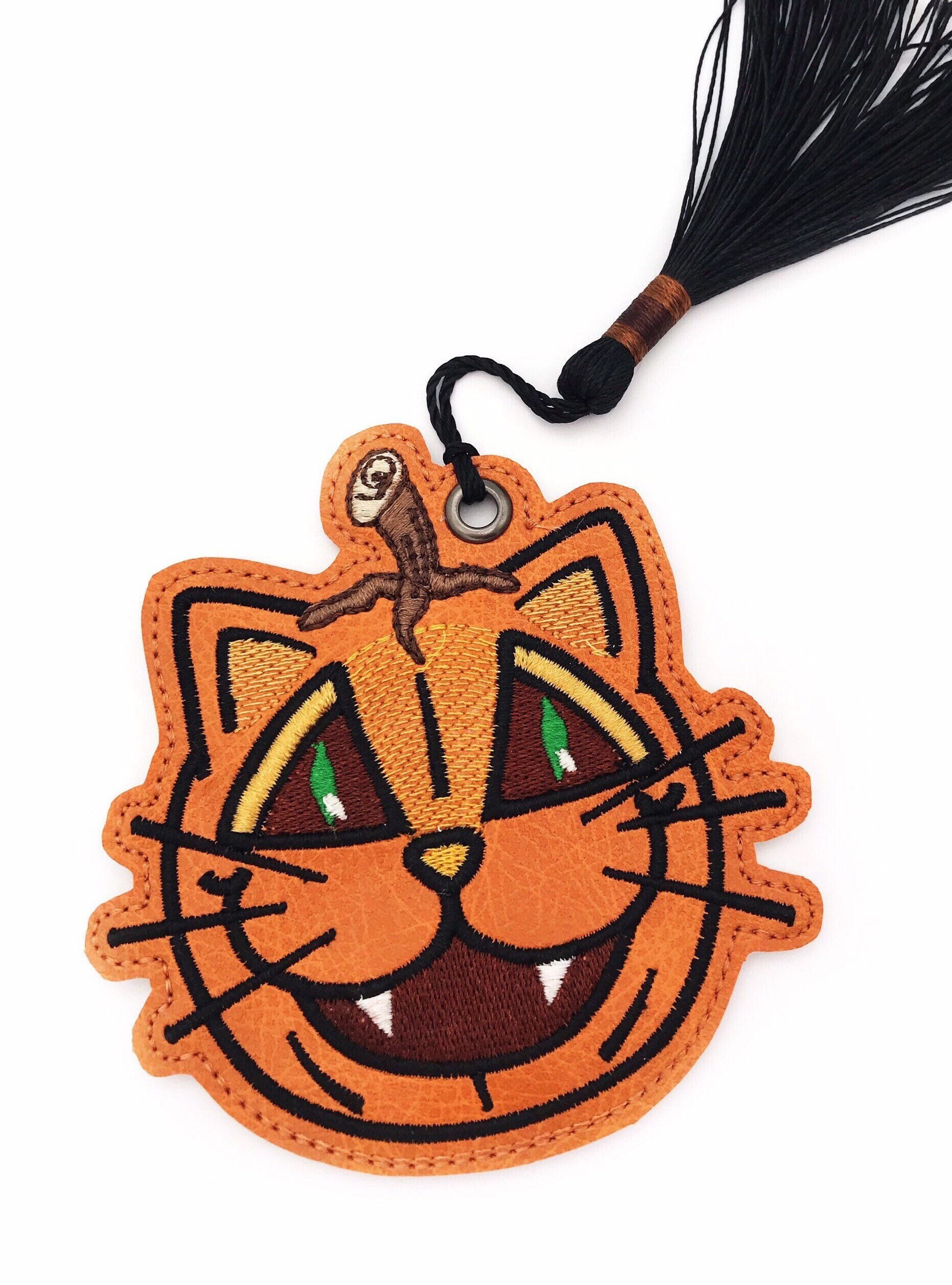 The Cat | Fun Cat Font