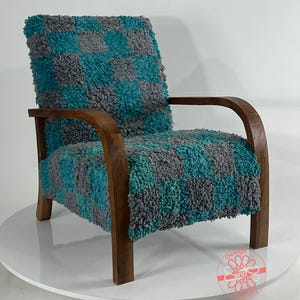 Moroccan Kilim Rug Accent Chair, Mid-Century Modern Lounge Chair, Retro Vintage Style Armchair, Cozy Dining Room Decor