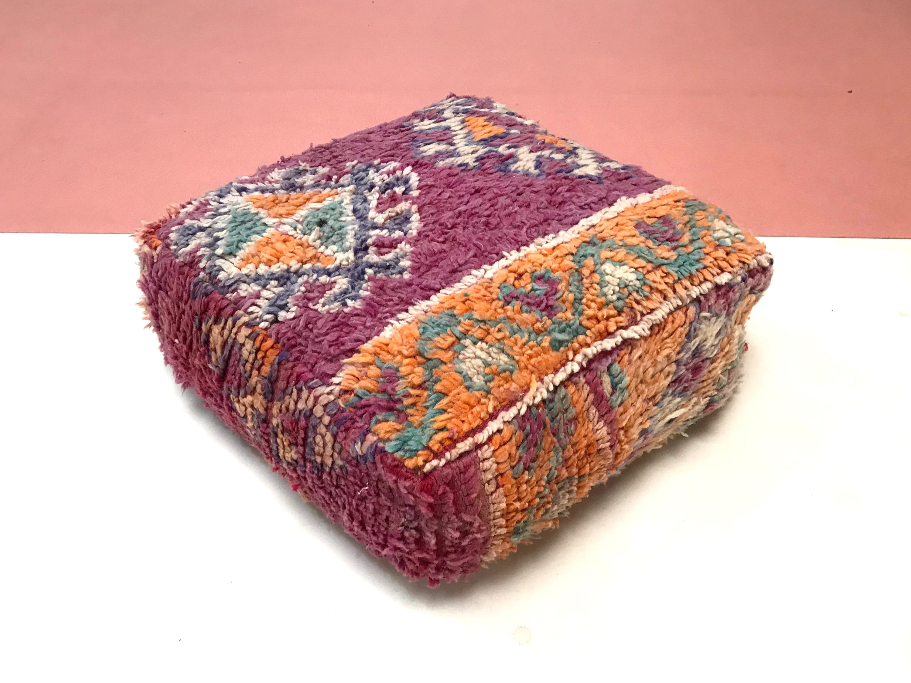 ヴィンテージ ベルベル モロッコ フロアクッションカバー：手織り