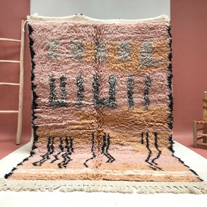 Custom Moroccan Rug, Moroccan Woolen carpet, Buy rugs online, Beni Ourain solid rug, Beni ourain rug, Area rug, Shaggy rugs, Tapis berbere