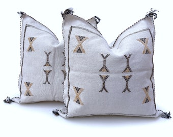 Handmade Moroccan Cactus Silk Pillow 20x20: White Sabra Cushion