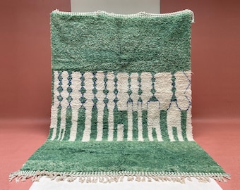 Custom Moroccan Rug: Handwoven Beni Ourain Wool Carpet