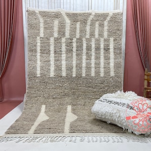 Custom Moroccan rug, Beni ourain rug, Moroccan Woolen Rug - handmade berber rug, Genuine wool rug, shag area rug, Moroccan rugs, Carpet Rug