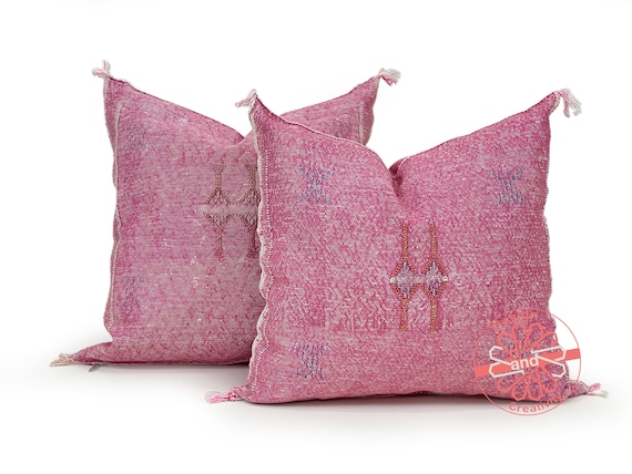 Handmade Pink Cactus Silk Pillow Cover: Moroccan Accent Pillow (18x18)