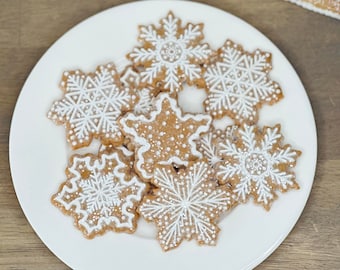 Neutral Faux | Fake | Gingerbread Snowflake Cookies for display | Gingerbread Man | Tiered Trays |  Primitive Christmas | Neutral Christmas