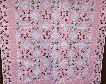 Minnie Mouse Twin Size Quilt